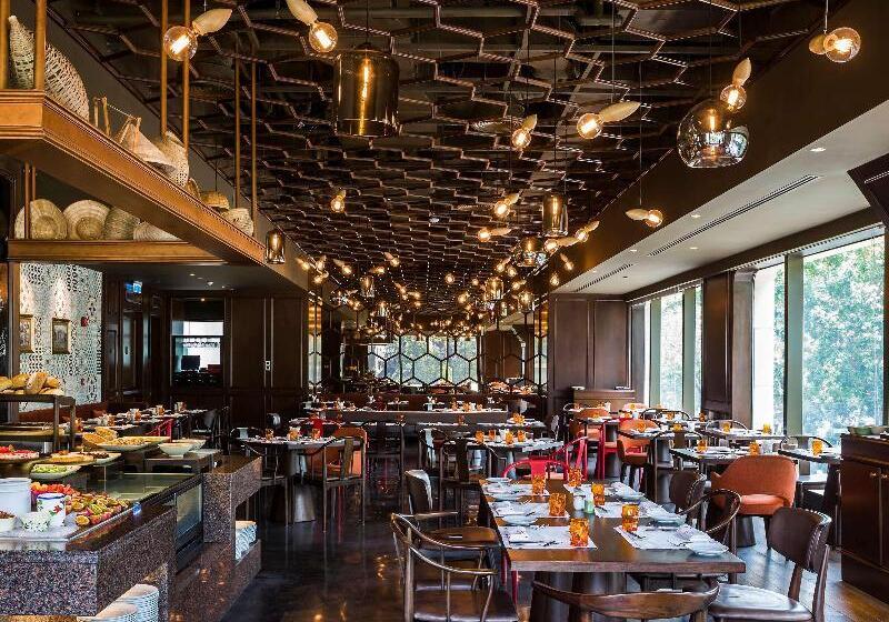 هتل Des Arts Saigon Mgallery Collection