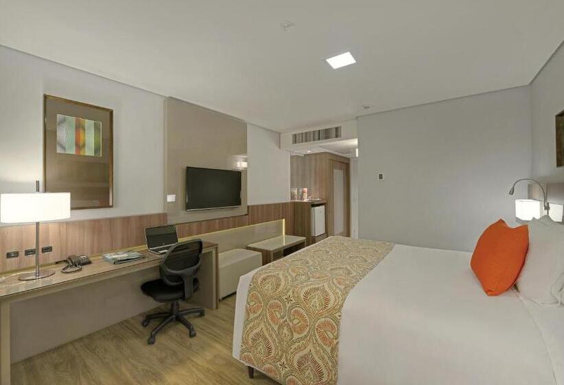 בית מלון כפרי Deville Prime Campo Grande