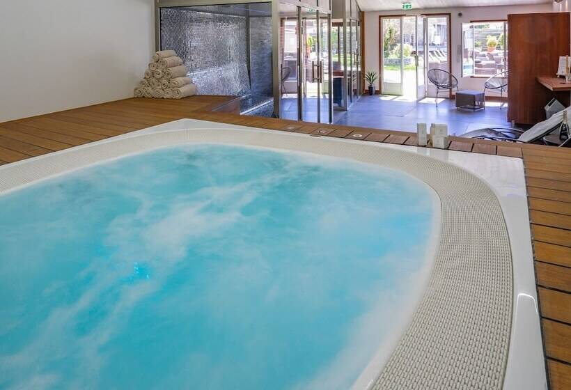 בית מלון כפרי Elegance Suites