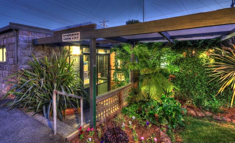 Отель Eureka Stockade Holiday Park