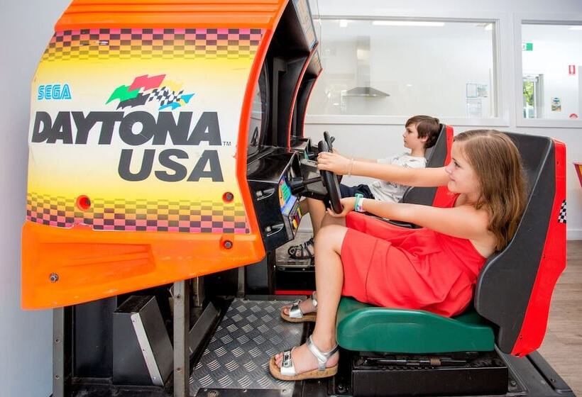 Отель Eureka Stockade Holiday Park