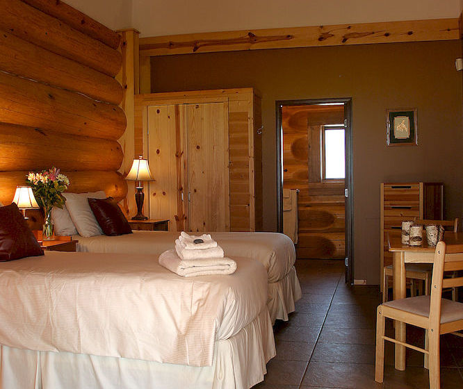 فندق Fraser River Outpost Lodge