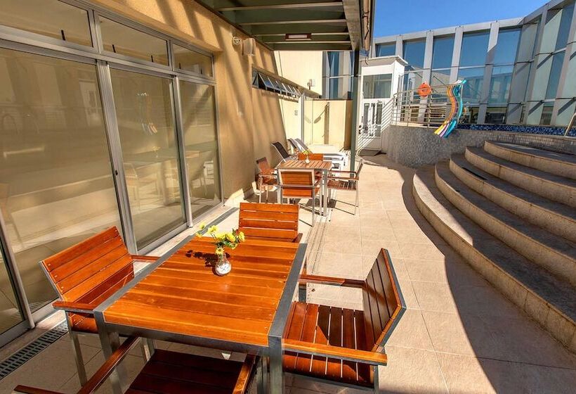 ホテル Fusion Hplus Express +