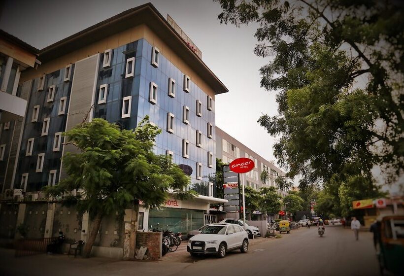 Отель Ginger Ahmedabad Satellite