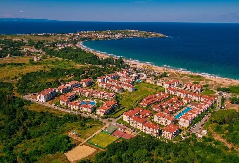 בית מלון כפרי Green Life Beach Resort Sozopol