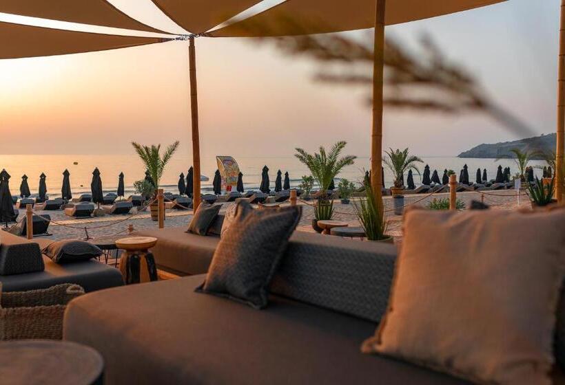 בית מלון כפרי Green Life Beach Resort Sozopol