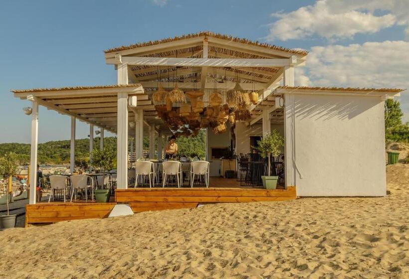 בית מלון כפרי Green Life Beach Resort Sozopol