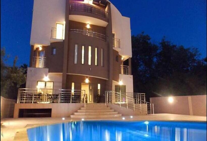 هتل Guesthouse Vila Dnd