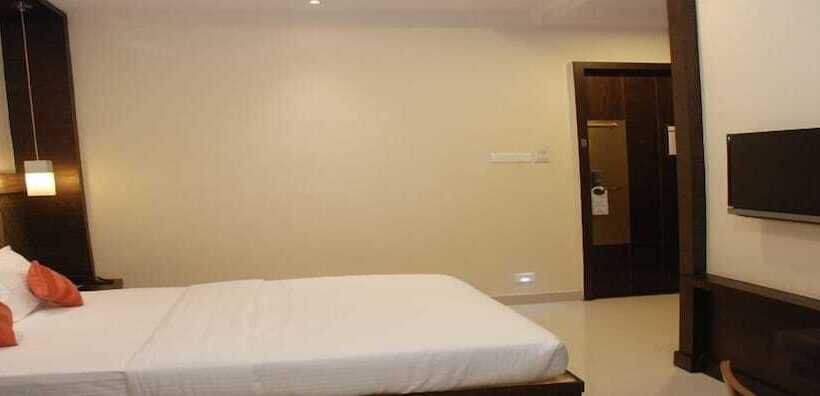 Отель Harsha Residency