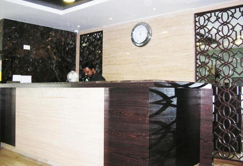 Отель Harsha Residency