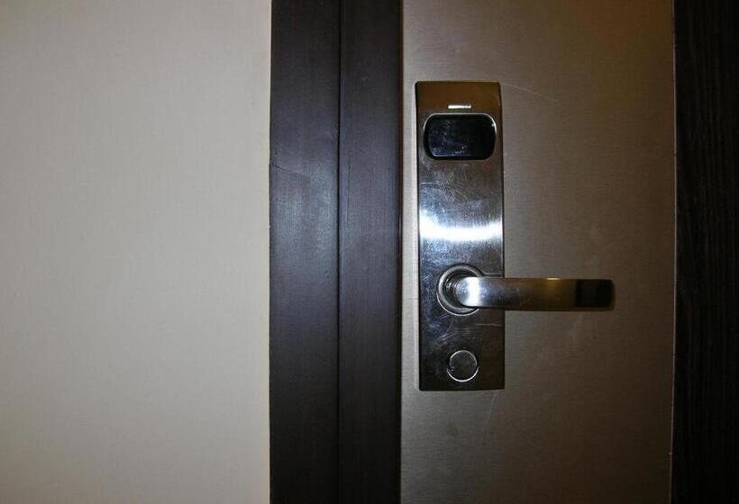 Отель Harsha Residency