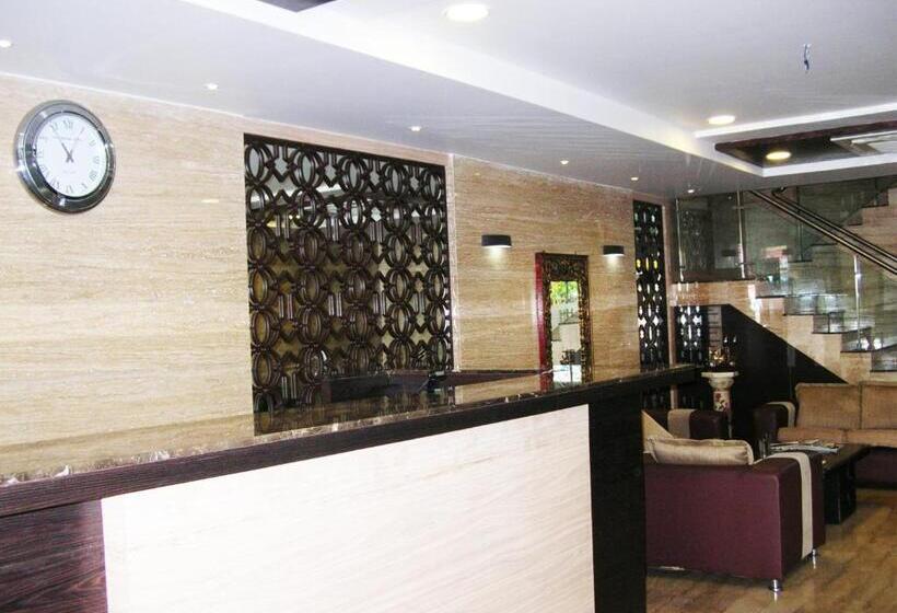 Отель Harsha Residency