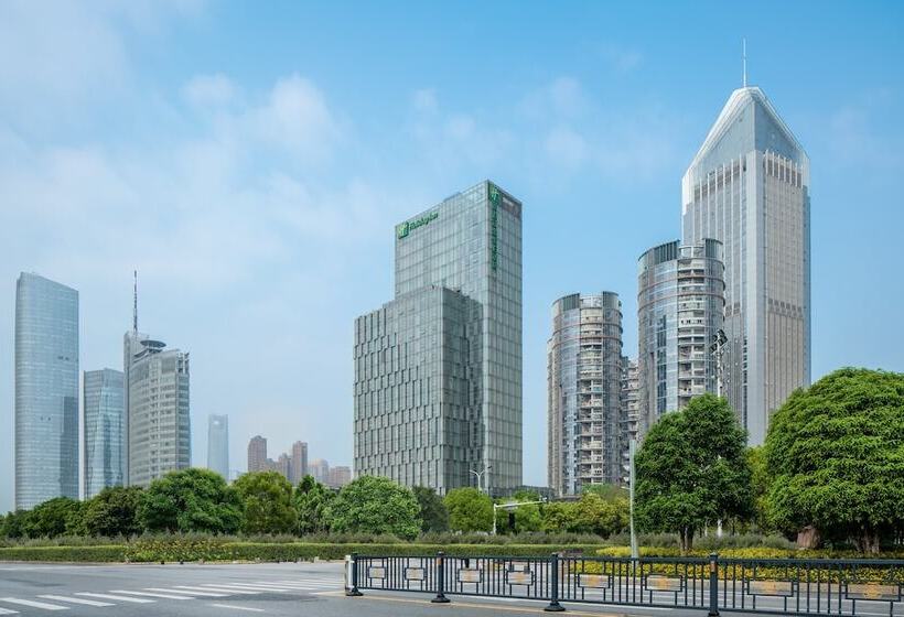 هتل Holiday Inn Nanchang Riverside By Ihg