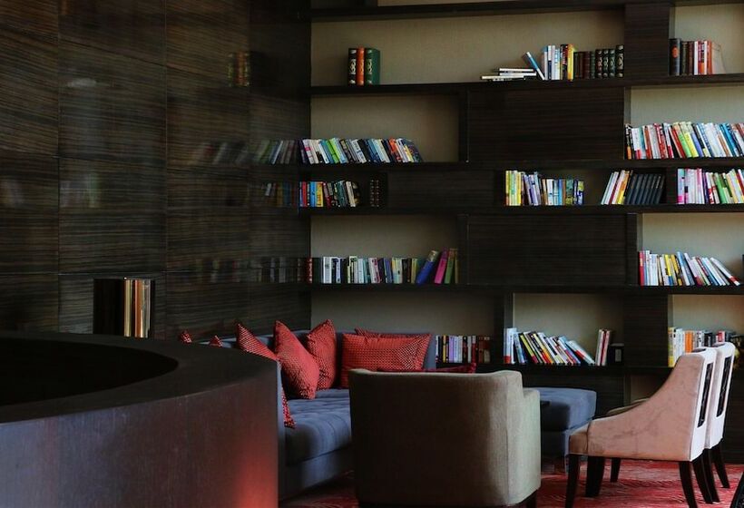 هتل Holiday Inn Nanchang Riverside By Ihg