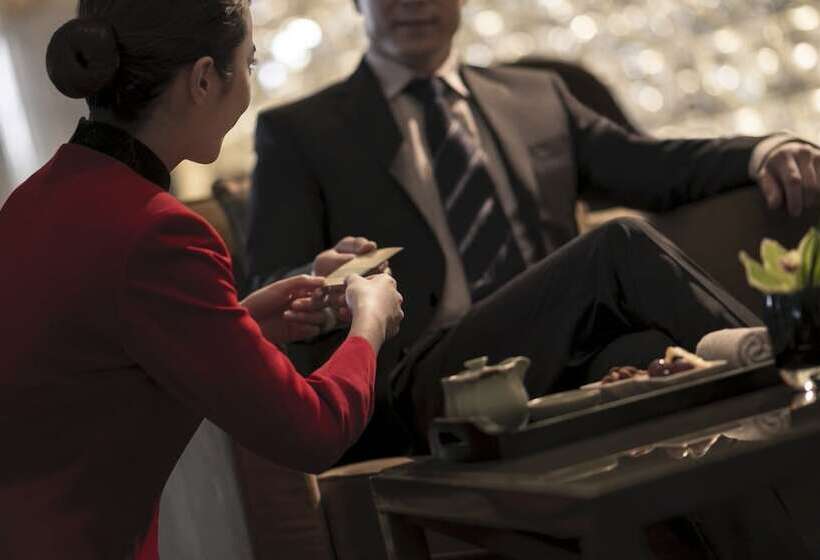 호텔 Hualuxe Yangjiang City Center, An Ihg