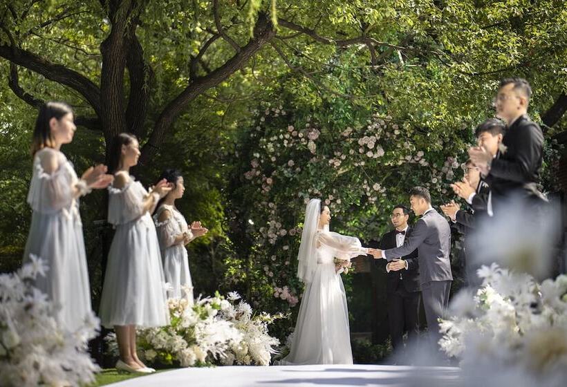 호텔 Hualuxe Yangjiang City Center, An Ihg