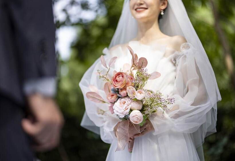 호텔 Hualuxe Yangjiang City Center, An Ihg