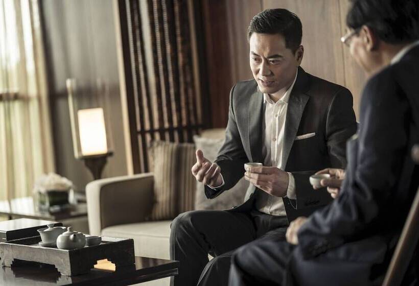 호텔 Hualuxe Yangjiang City Center, An Ihg