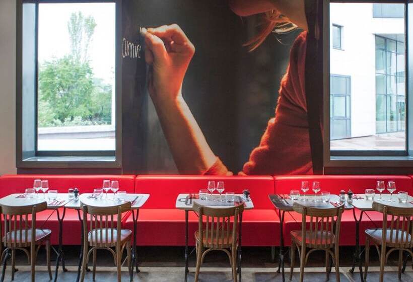 בית מלון כפרי Ibis Ningbo Tianyi Square