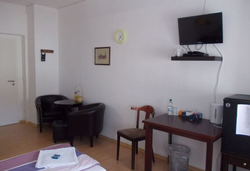 هتل Im Bahnhof Passau