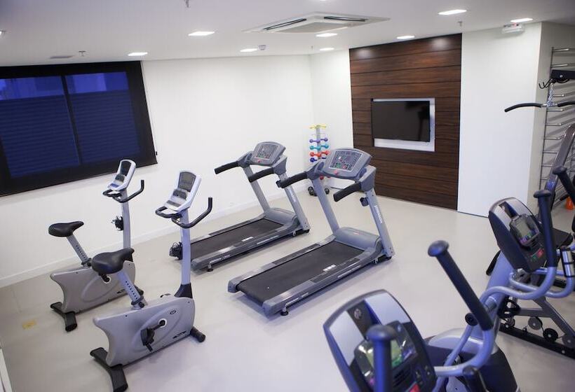 בית מלון כפרי Intercity Brasilia Led Aguas Claras