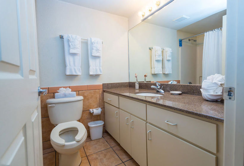 Island Palm Marina Villas