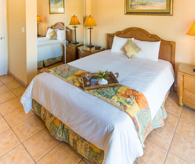 Island Palm Marina Villas