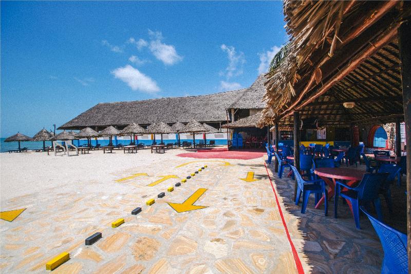 فندق Best Western Jangwani Sea Breeze Resort