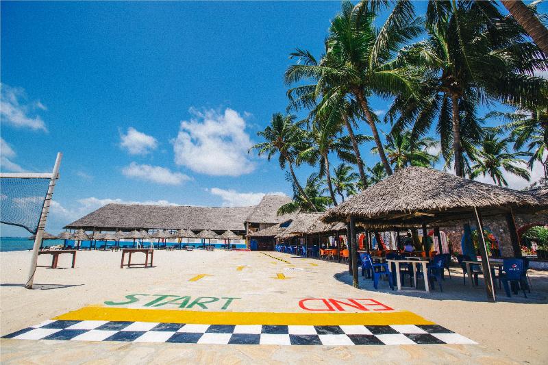 فندق Best Western Jangwani Sea Breeze Resort