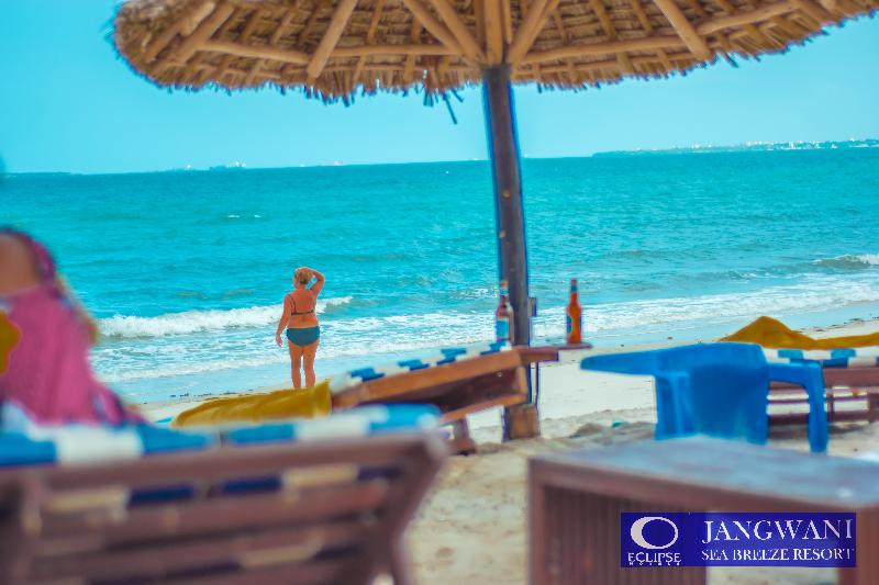 فندق Best Western Jangwani Sea Breeze Resort