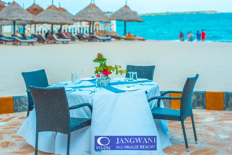فندق Best Western Jangwani Sea Breeze Resort