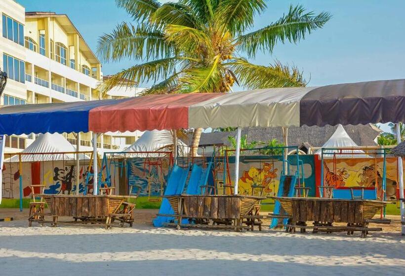 فندق Best Western Jangwani Sea Breeze Resort