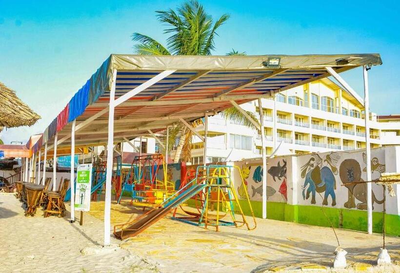 فندق Best Western Jangwani Sea Breeze Resort