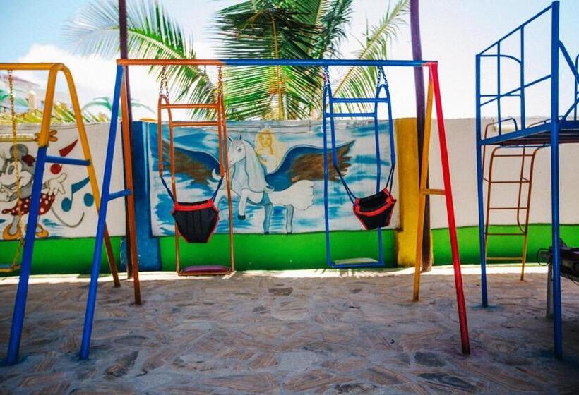 فندق Best Western Jangwani Sea Breeze Resort