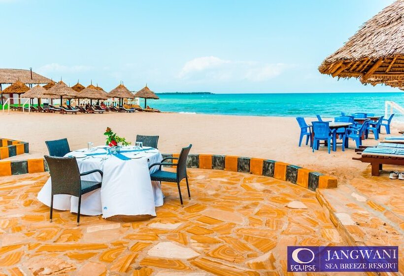 فندق Best Western Jangwani Sea Breeze Resort