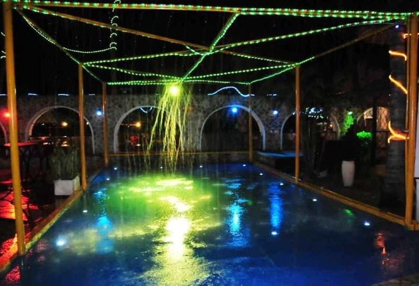 فندق Best Western Jangwani Sea Breeze Resort