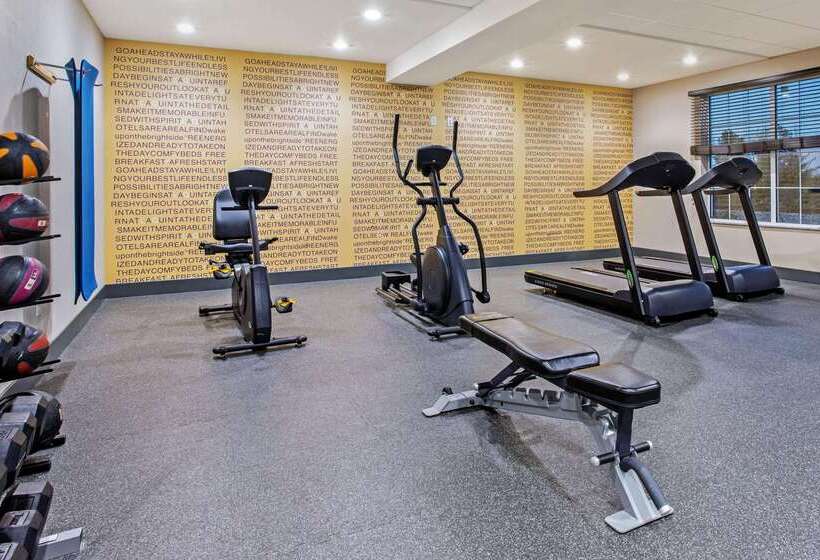 Отель La Quinta By Wyndham Paducah