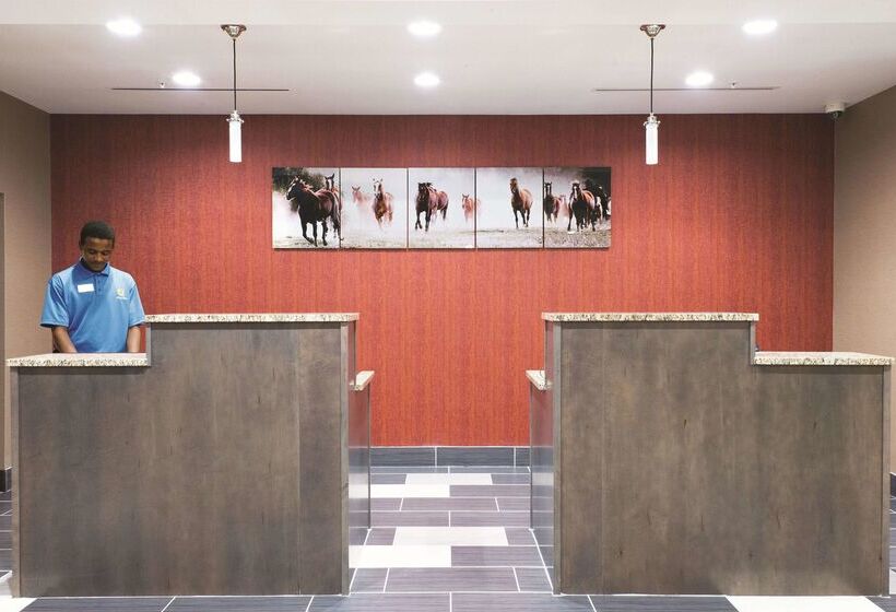 Отель La Quinta By Wyndham Paducah