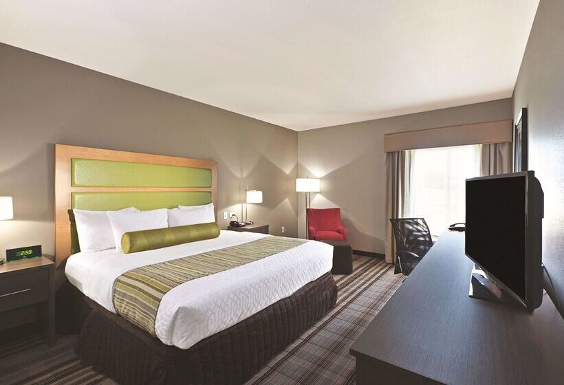 Отель La Quinta By Wyndham Paducah