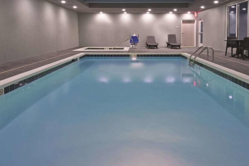 Отель La Quinta By Wyndham Paducah