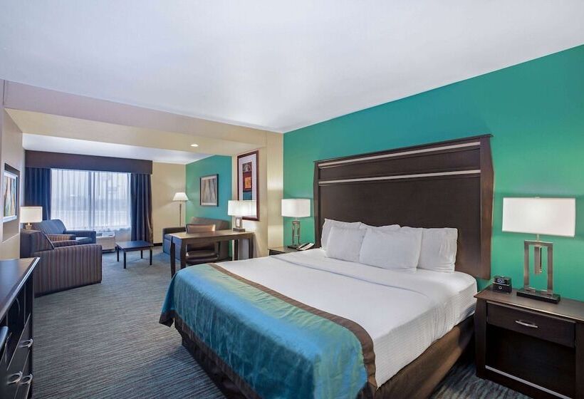 هتل La Quinta By Wyndham Sioux Falls