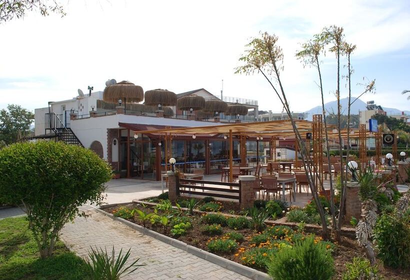 בית מלון כפרי Letoon