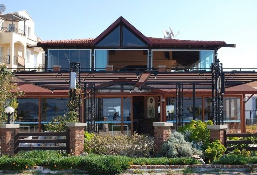 בית מלון כפרי Letoon