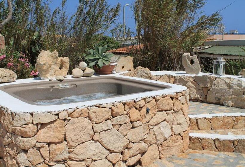 ホテル Luagos Club