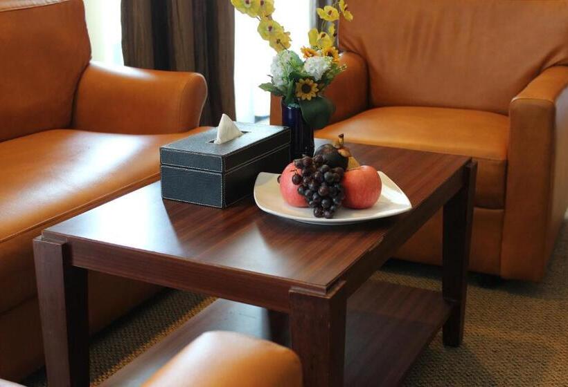 ホテル Mariat Sorong