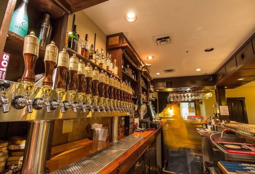 ホテル Marys Lake Lodge Mountain Resort And Condos