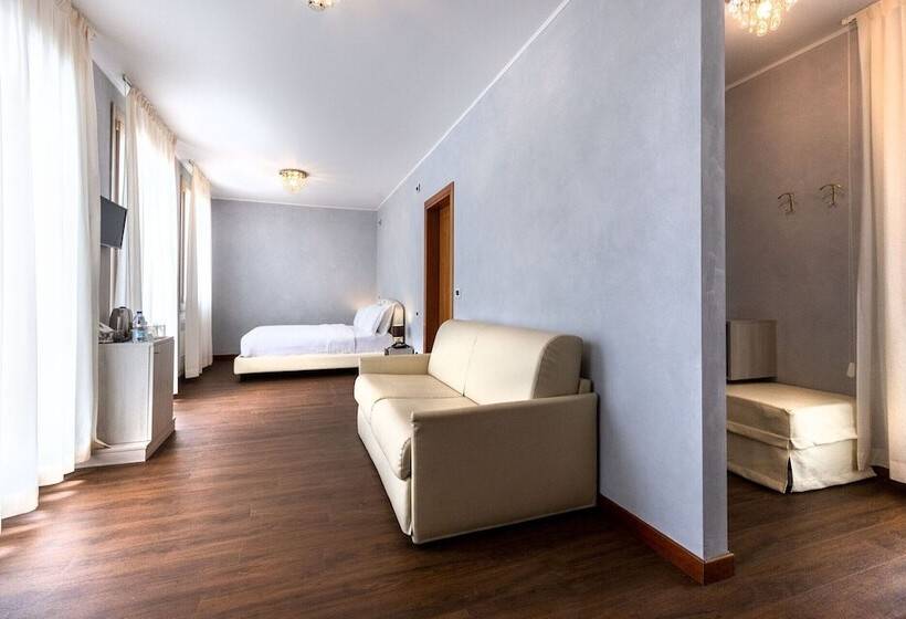 酒店 Gardone Palace