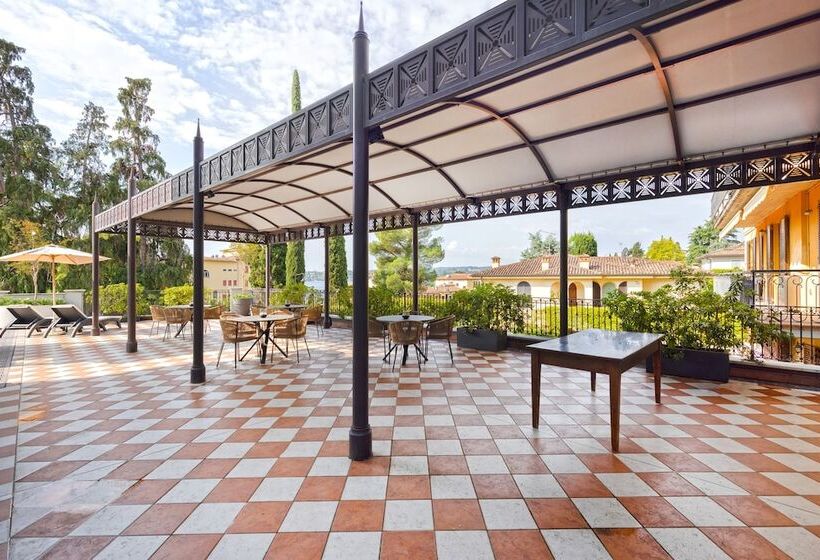 酒店 Gardone Palace