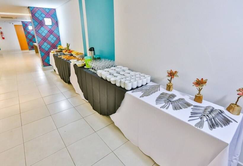 ホテル Mega Moda Goiania