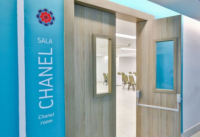 ホテル Mega Moda Goiania